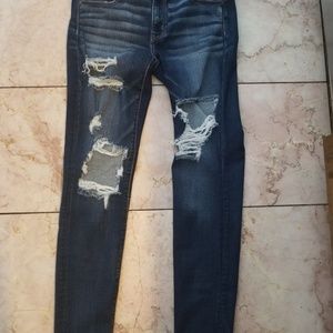 Distressed Size 10 American Eagle Super Stretch X